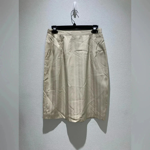 Andre Barreau Women's 2 Piece Suit Blazer Skirt Beige Work Size 10 - Picture 4 of 14